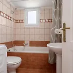 Mavretas 3 Apartment