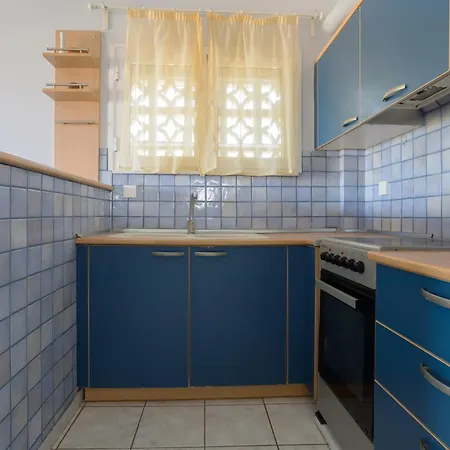 Apartament Mavretas 3 *